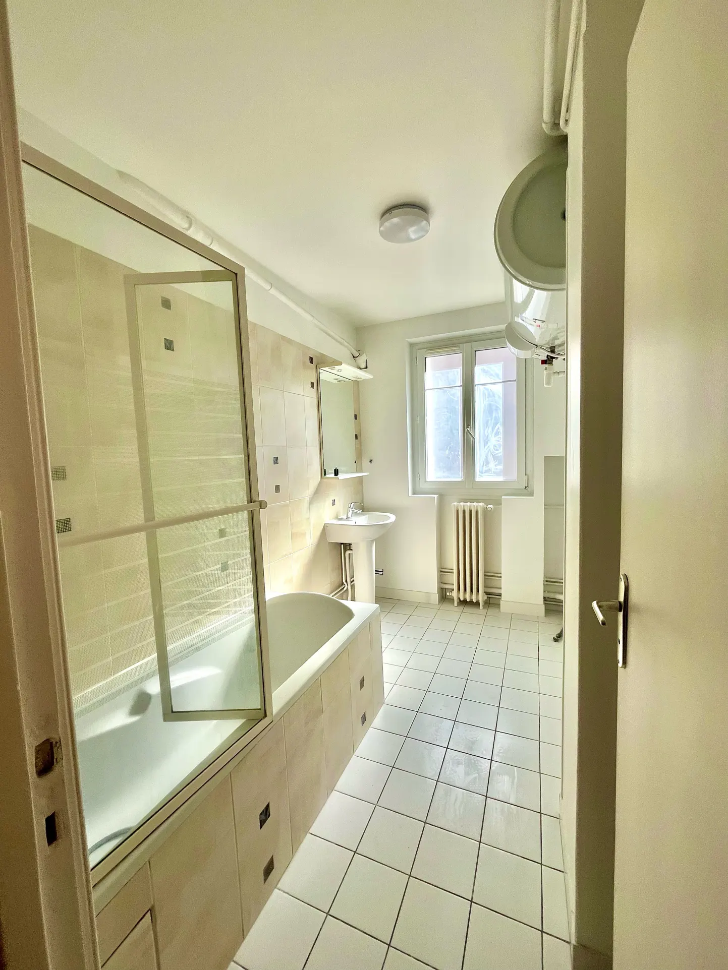 Rue calme | Appartement familial 5 pièces — photo 9