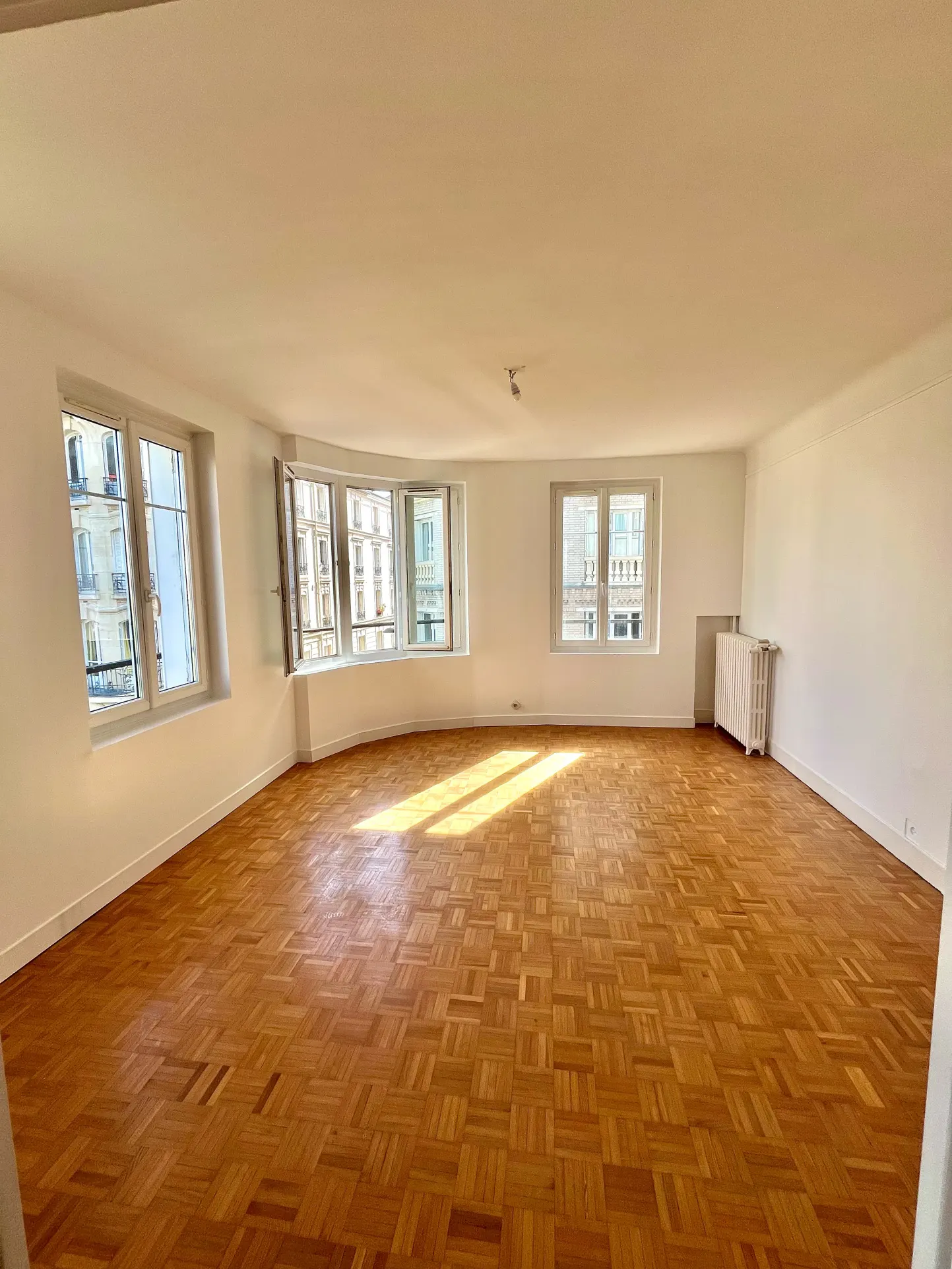 Rue calme | Appartement familial 5 pièces
