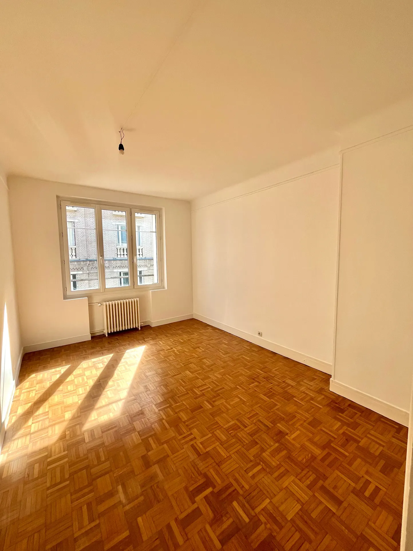 Rue calme | Appartement familial 5 pièces — photo 2