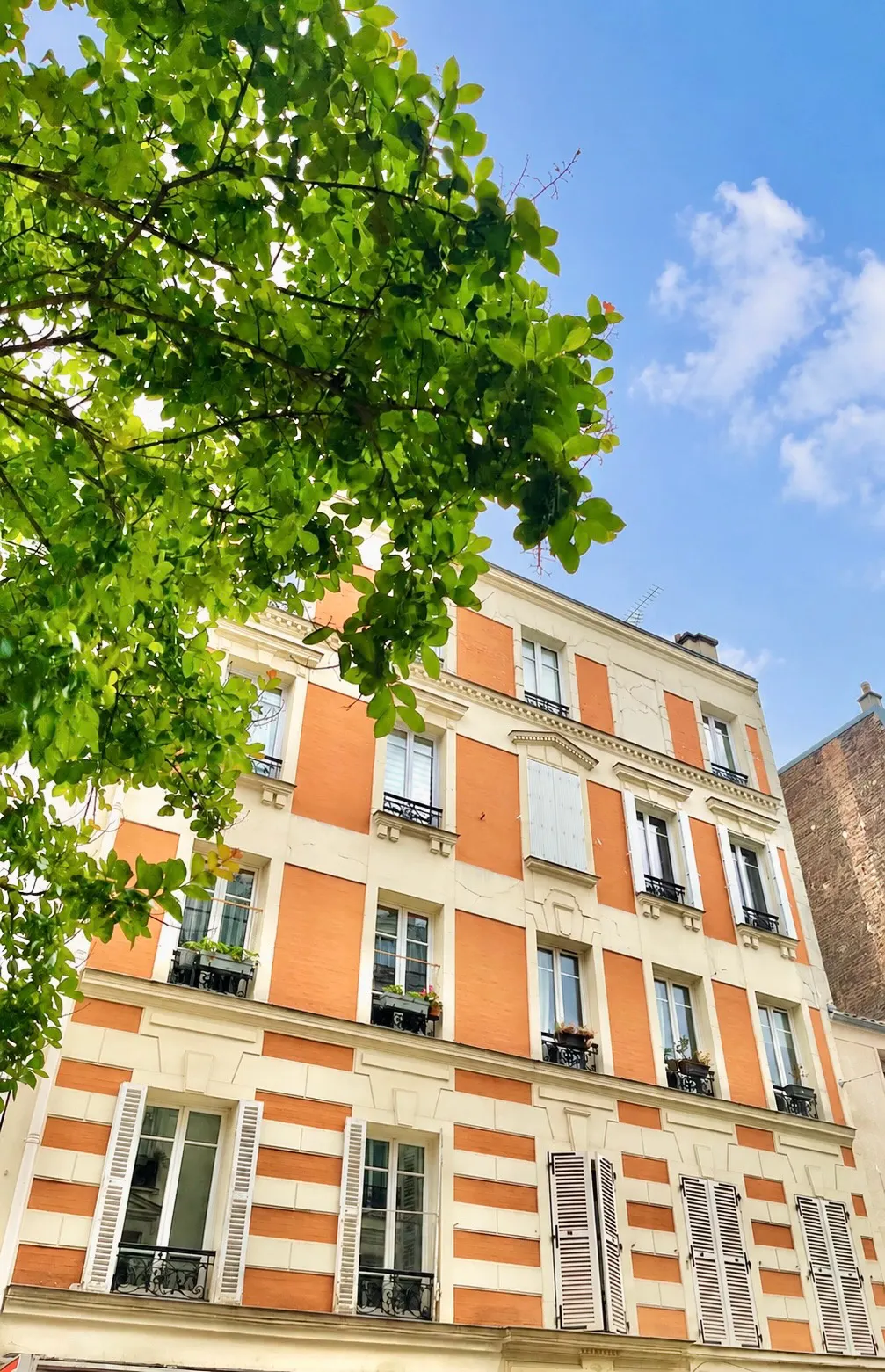 Duplex de caractère dans un immeuble ancien sur cour — photo 8