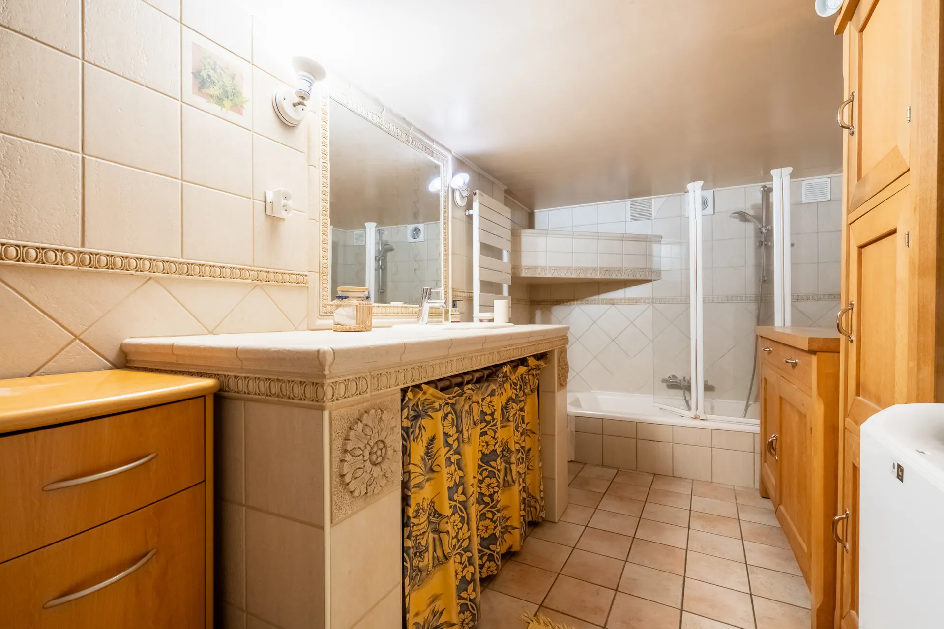 Duplex de caractère dans un immeuble ancien sur cour — photo 7