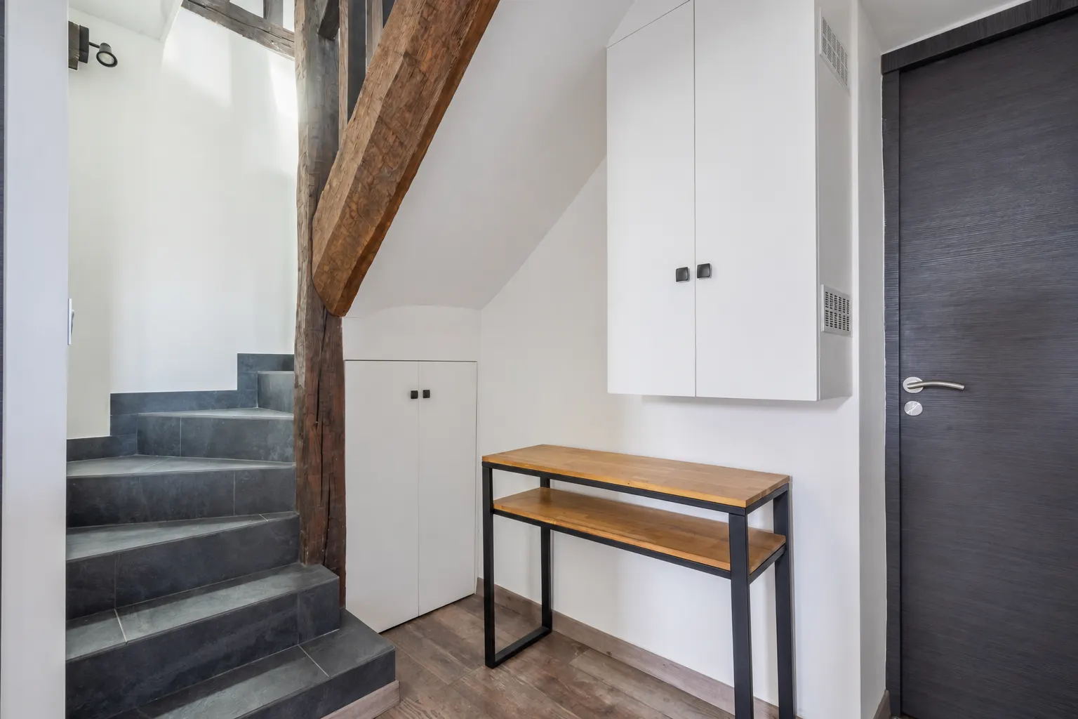 Duplex en dernier étage - charme de l'ancien et rénovation contemporaine — photo 4