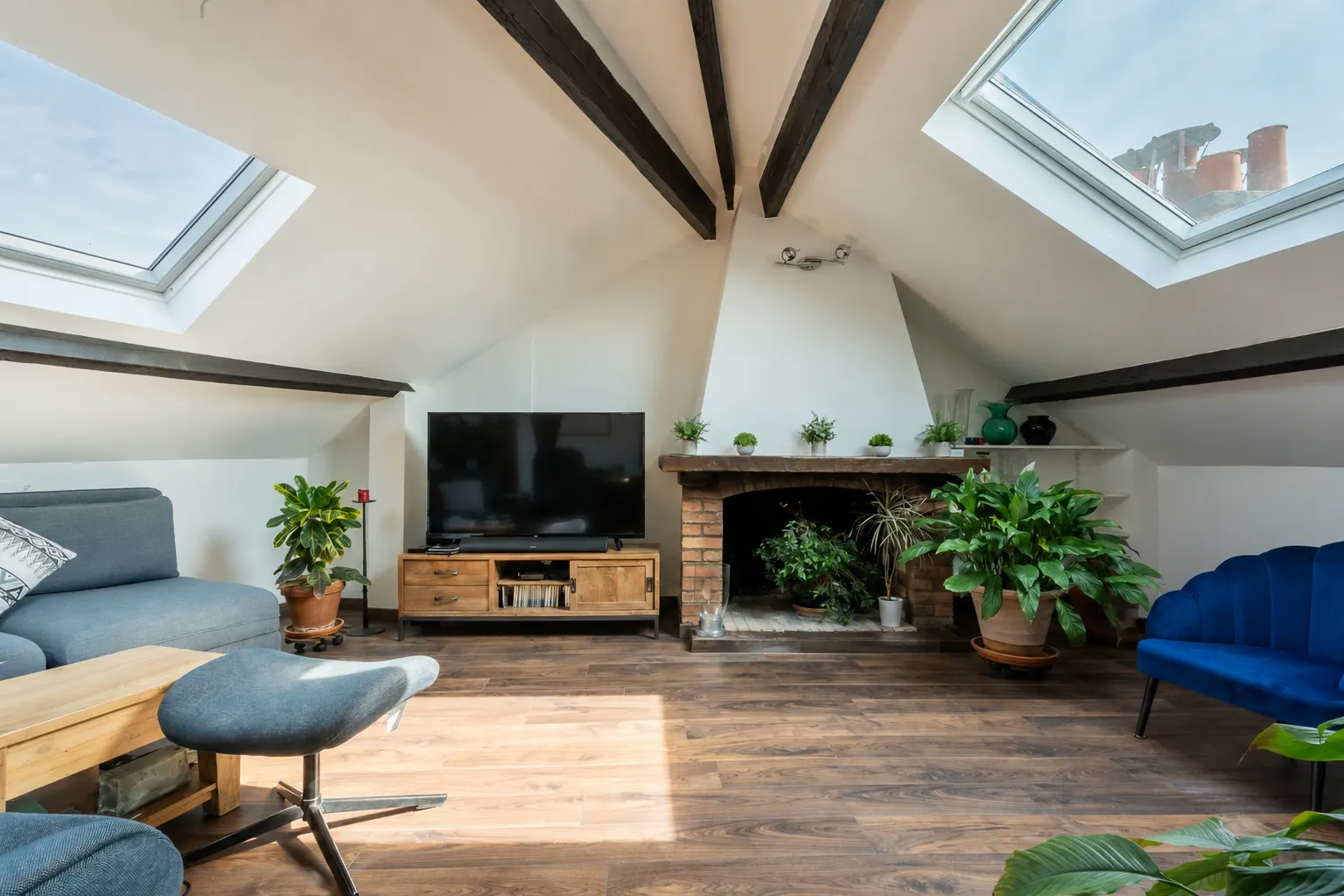 Duplex en dernier étage - charme de l'ancien et rénovation contemporaine — photo 3